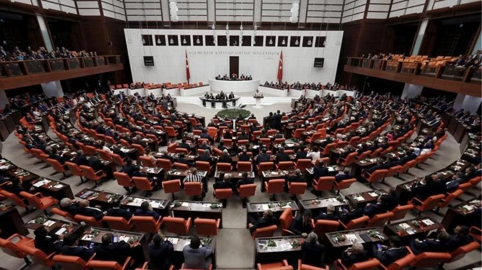 Τουρκία: Η Εθνοσυνέλευση ενέκρινε την διεξαγωγή πρόωρων εκλογών στις 24 Ιουνίου